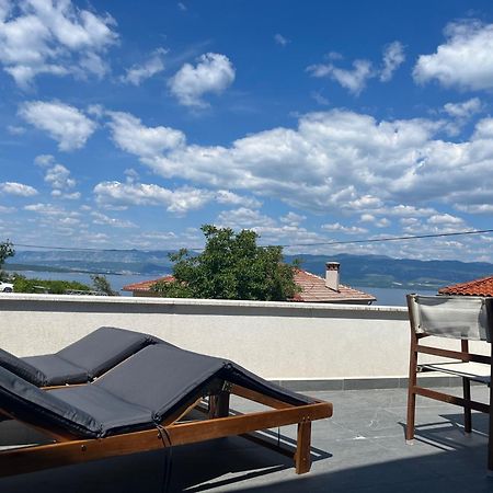 Apartment Arte Vrbnik Buitenkant foto